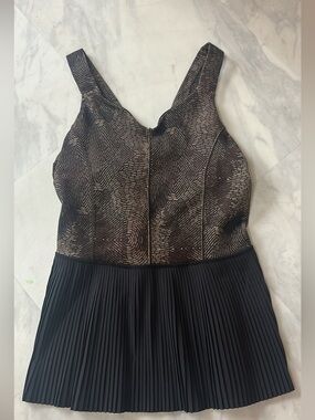 Lululemon peplum pleated tank size 8